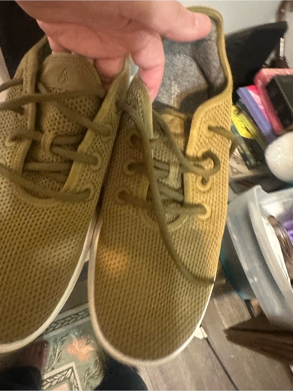 Allbirds Men’s Olive Green Mesh Sneakers